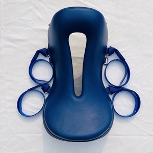 Selle anglaise d'endurance professionnelle avec cuir synthétique et arbre en plastique | Sangles en PVC durables et respirantes pour la course - Product Image 1