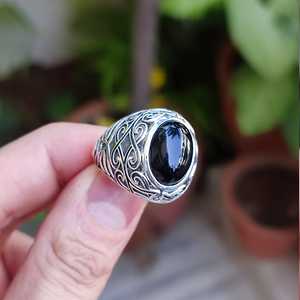 Anillo de Plata de Ley 925 con Ónix Negro, Hecho a Mano, Estilo Boho, Anillo de Promesa con Piedra Preciosa Negra Natural, Piedra de Nacimiento de Julio, Color Negro - Product Image 4