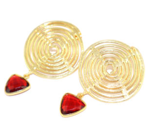 Pendientes de Moda Atemporal con Corte a Cuadros, Granate Rojo, Hidroquarzo, Forma Circular, Chapados en Oro de 22K, Metal de Latón, Venta al por Mayor para Mujer - Product Image 2