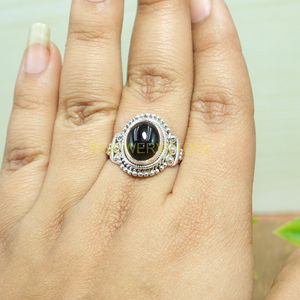 แหวนออนิกซ์สีดำ แหวนเงินแท้ 925 แหวนหินสีดำ แหวนดีไซน์แฮนด์เมด แหวนสเตทเมนท์ เครื่องประดับออนิกซ์สีดำ ของขวัญคริสต์มาส - Product Image 2