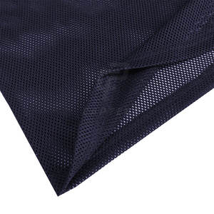 Camisetas deportivas de malla con diseño elegante para hombre, perfectas para el gimnasio y la práctica deportiva. - Product Image 6