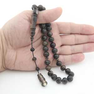 Cuerno de oración islámico elegante hecho a mano Tasbih con diseño islámico tradicional tacto real personalizable para hombres y mujeres - Product Image 4