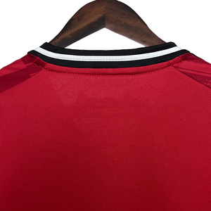 ชุดยูนิฟอร์มกีฬาแบบกำหนดเองสำหรับผู้ชาย ดีไซน์ใหม่ เสื้อฟุตบอลและเสื้อฟุตบอลสไตล์ท็อป พร้อมบริการดรอปชิป - Product Image 3