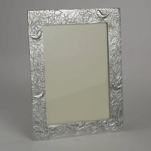 Best Quality Unique Designed Silver Finished Table Decorative Picture <b>Frame</b> Aluminum Metal Sale - Product Image 2