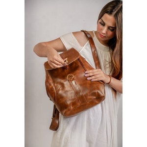 Leatherwalla Petit sac à dos de style vintage pour femme Cartable à la mode Doublé de coton Sac à dos de voyage en cuir - Product Image 2