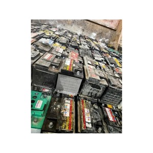 Suministros Económicos de Chatarra de Baterías de Plomo-Ácido Descargadas de Automóviles y Camiones - Product Image 2