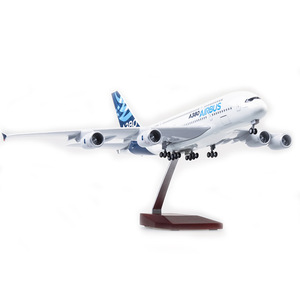 เครื่องบินจำลองขนาดใหญ่ 46 ซม. 43 ซม. รุ่น A380 A350 A320 Boeing777 747 787 ของที่ระลึก มีเสียง มีไฟ สามารถเลื่อนได้ ทำจากเรซิ่น เหมาะสำหรับเป็นของขวัญโฆษณา - Product Image 1