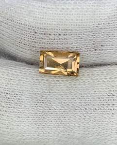 Turmalina de Melocotón Natural, Forma Octogonal, Color Champán. - Product Image 2