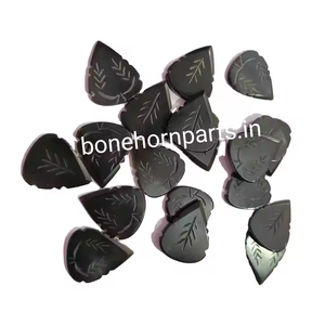 Plectres de guitare faits à la main de qualité supérieure, logo personnalisé, export direct, fabricant et fournisseur indien - Autres instruments en bois de corne, MOQ 100 - Product Image 4