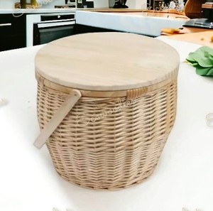 Vintage Wicker Bamboo Handmade Storage <b>Basket</b> Insulated <b>Picnic</b> <b>Basket</b> with Lid and Handle <b>Picnic</b> <b>Basket</b> Set With Wooden Handle - Product Image 4