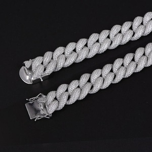 Bracelet en diamant cubain de fabrication indienne parfait pour le style de luxe et le glamour de tous les jours disponible en grande quantité - Product Image 4