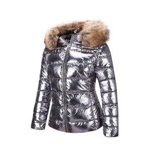 Chaqueta acolchada asequible para mujer, venta al por mayor, uso en exteriores, soporte de poliéster, venta al por mayor, acolchada para mujer - Product Image 2