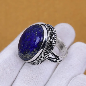 Bague en lapis-lazuli bleu de créateur avec pierre précieuse ovale en argent sterling 925 massif, cadeau d'anniversaire parfait, bague en gros - Product Image 3