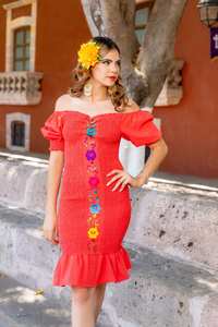 Venta al por mayor personalizable Sexy bandera mexicana estampado encaje Maxi vestidos de noche para las mujeres cuello en V algodón manga corta - Product Image 2