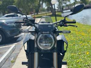 Honda CB650R ABS 2023 usada disponible para la venta - Product Image 6