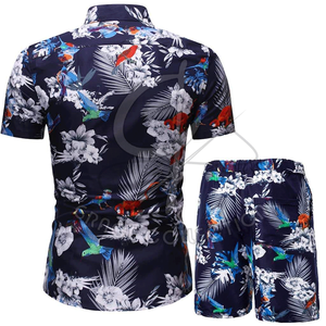 Conjunto de camiseta y pantalones cortos de dos piezas informales y elegantes de verano transpirable de alta calidad para hombre con parches personalizados - Product Image 2