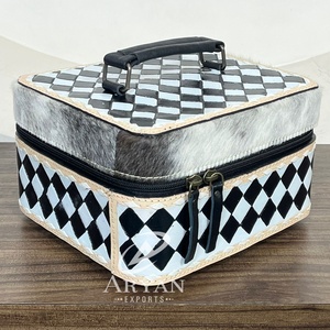 Boîte de rangement pour bijoux de luxe sur mesure en cuir à carreaux, grande taille, pour bagues, boucles d'oreilles, colliers, présentoir de voyage, organiseur de bijoux - Product Image 1