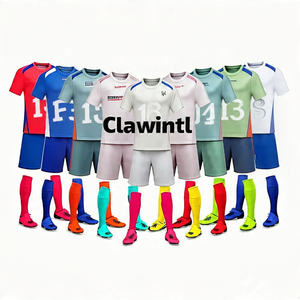 Vente en gros de maillots de football 100% en polyester avec sublimation uniformes de football pour hommes personnalisés ensemble de vêtements de football avec logo ensembles pour hommes - Product Image 5