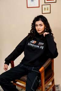 Sudadera de gran tamaño Unisex con capucha personalizada, diseño de personajes impresos para hombres y mujeres, ropa de calle bordada para invierno - Product Image 5