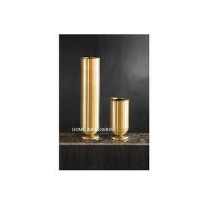 Standard Nouveau Élégant Dessus De Table Décoratif Vases À Fleurs Conception Moderne À La Main Tailles Personnalisées En Métal/Aluminium/Laiton De Mariage - Product Image 1