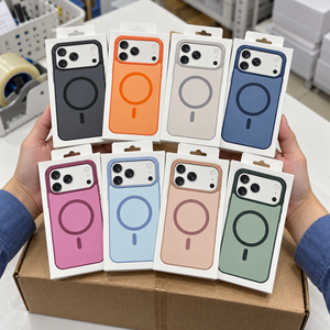 Coque de téléphone en gros pour iPhone 18 17 16 15 Pro Max, rose mat, avec dos magnétique et boîte, modèles Samsung disponibles - Product Image 1