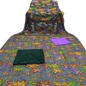 Conjunto de Lujo Maqbal Dirac con Mangas Largas con Brillo Dorado y Bordado en Mezcla de Algodón - Product Image 6