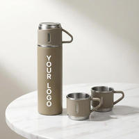 Set Botol Termos Terisolasi 500ml Dinding Ganda Stainless Steel Dengan 3 Cangkir Berbagi untuk Hadiah Perusahaan OEM
