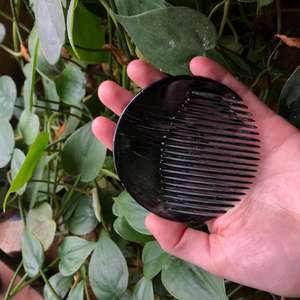 Peigne en corne de haute qualité de taille personnalisée décoration de la maison avec des couleurs naturelles à faible coût par HF CRAFTS - Product Image 2