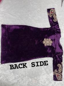 NOUVEAU DESIGNER POUR LA SOIRÉE TOP EN VELOURS EN VISCOSE LOURDE AVEC UNE BELLE QUALITÉ LOURDE POUR LES MARIAGES ET LES FESTIVALS - Product Image 3