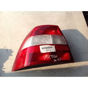 LUZ TRASERA IZQUIERDA OPEL Vectra B Sedan (95>99) - Product Image 1