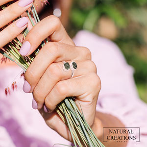 Anillo de Plata de Ley 925 con Circonita Natural en Engaste de Bisel, Estilo Clásico para Compromiso, Aniversario, Fiesta, Paquete de 6 - Product Image 4