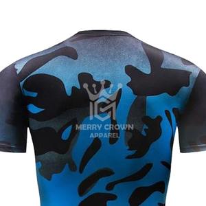 T-shirts de compression sublimés pour hommes de qualité Pro Chemises de compression de performance personnalisées Fourniture directe du fabricant - Product Image 5