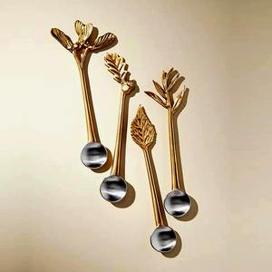 Ensemble de cuillère et fourchette de serveur de salade en argent poli décor de Table de mariage vaisselle feuille en relief avec poignée d'extrémité de fleur ensemble de couverts - Product Image 6