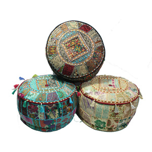 Nouveau Designer Collection Indien Vintage À La Main Pouf Brodé À La Main Patchwork Ottoman Poufs Tissu Décoratif - Product Image 1