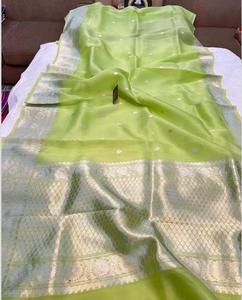 Sarees de seda brocados hechos a medida en colores surtidos, ideales para reventa por Diseñadores de ropa y adecuados para reventa - Product Image 6