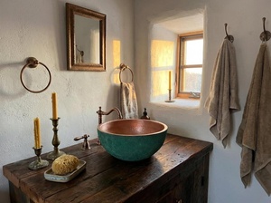 DIVRIS Lavabo en cuivre fait main, vasque simple à poser, style rustique mat, finition laiton patiné vert, facile à nettoyer - Product Image 2