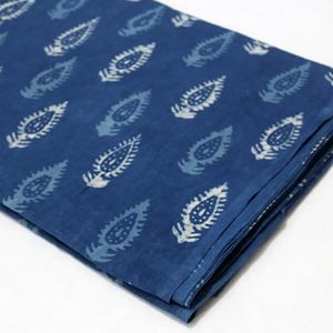 Venta al por mayor impreso floral índigo mano bloque tela de algodón estilo sarga resistente barro para mujeres vestidos étnicos ropa de niños - Product Image 2