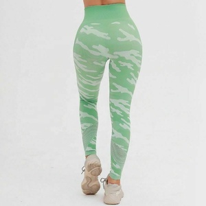 Conjunto de yoga sólido de talla grande para mujer con mallas de cintura alta con control de barriga y Sujetador deportivo de cobertura completa, transpirable de secado rápido - Product Image 6