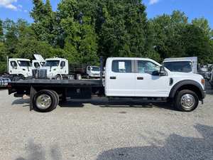 รถบรรทุกพื้นเรียบดีเซล 2022 F550 SD XL 11 ฟุต – เกียร์อัตโนมัติ 10 สปีด ประสิทธิภาพสูง ทนทาน และเชื่อถือได้สำหรับการใช้งานเชิงพาณิชย์ - Product Image 3