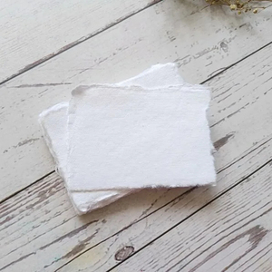 2.5X3.7 Place Carte 300 Gsm 100% Coton Chiffon Blanc À La Main Deckle Bord Papier - Product Image 1