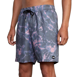 Vente en gros de shorts de plage en maille pour hommes en polyester 100% personnalisés, style décontracté respirant avec poches latérales, mode à sublimation - Product Image 1