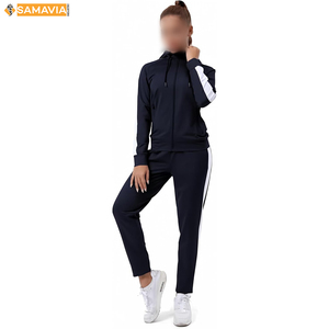 Conjunto de chándal personalizado para mujer, conjunto básico de dos piezas, Sudadera con capucha y pantalones acampanados, chaqueta con cremallera, pantalones acampanados ajustados, trajes para correr - Product Image 1