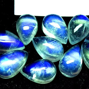 Piedra lunar de arcoíris genuina con forma de pera para hacer joyas, cabujón de piedra lunar de arcoíris llamativo azul brillante - Product Image 5