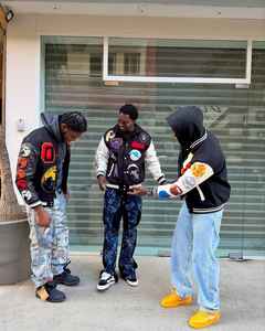 Chaqueta universitaria con letras de béisbol personalizada de alta calidad de fabricante OEM para hombre, bordado de chenilla, Mangas de cuero de calle alta - Product Image 2