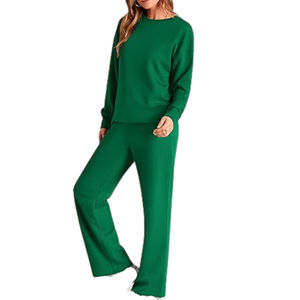 Conjunto de sudadera personalizada barata OEM a granel al por mayor, conjunto de chándal de algodón transpirable con logotipo personalizado para mujer, conjunto de 2 piezas - Product Image 3