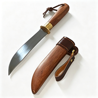 Couteau de chasse d'extérieur avec manche long en bois et cuivre, lame en acier 9Cr18MoV, garde-lame en laiton, conception à lame pleine intégrée, outil de camping OEM