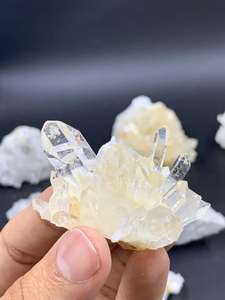 หินควอตซ์ใสแบบขายส่ง น้ำหนัก 5.9 กก. หินบำบัดธรรมชาติ หินสีขาว 47 ชิ้น จากสการ์ดู ปากีสถาน - Product Image 3