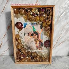 Marco de fotos de resina hecho a mano de alta calidad con diseño floral para la decoración del hogar a precio mayorista por HF CRAFTS - Product Image 4