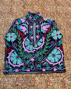 Suzani ผ้ากำมะหยี่ปักลายสำหรับผู้หญิงเสื้อคลุมสไตล์โบฮีเมียนสไตล์อินเดีย - Product Image 3