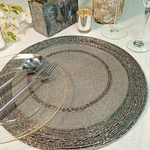 Tapete de mesa con cuentas hecho a mano de aspecto real, tapete decorativo con cuentas para mesa de restaurante de Hotel y artículo de uso dotado - Product Image 2